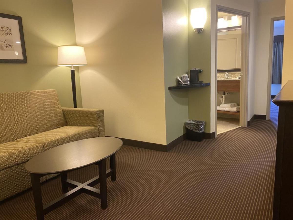 Americinn By Wyndham Hartford Sd Ngoại thất bức ảnh